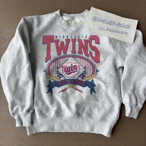 Vintage Minnesota Twins Baseball Sweatshirt, Retro MLB Minnesota Twins Shirt Tee